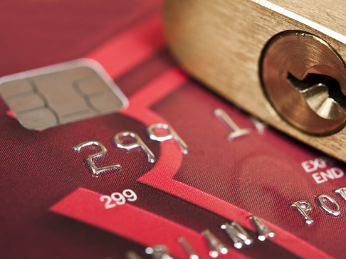 Ako na kreditnú kartu a kontokorent, aby prinášali iba úžitok?