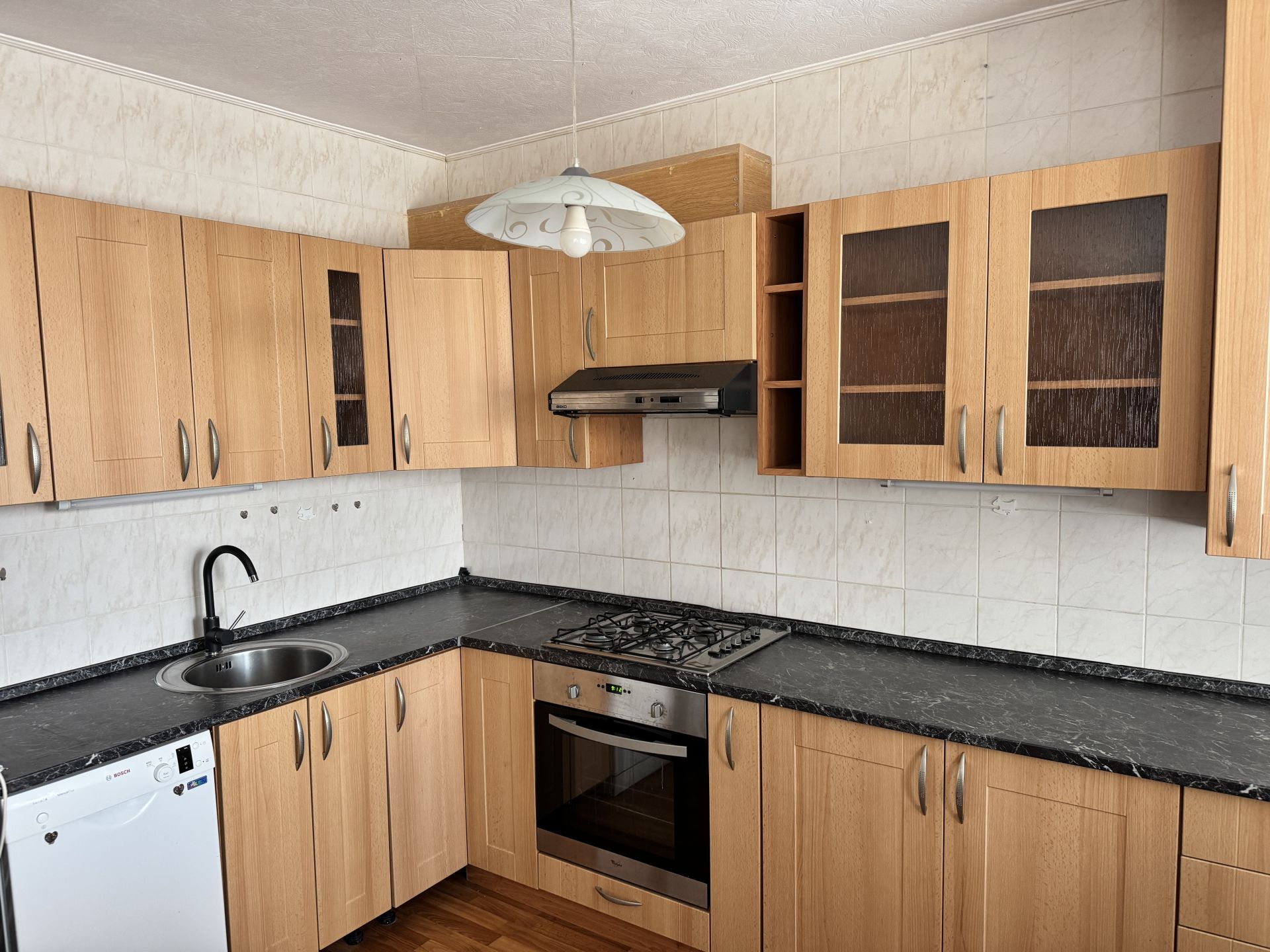 3 IZBOVÝ BYT - KYSUCKÁ - TERASA - ZÁPAD